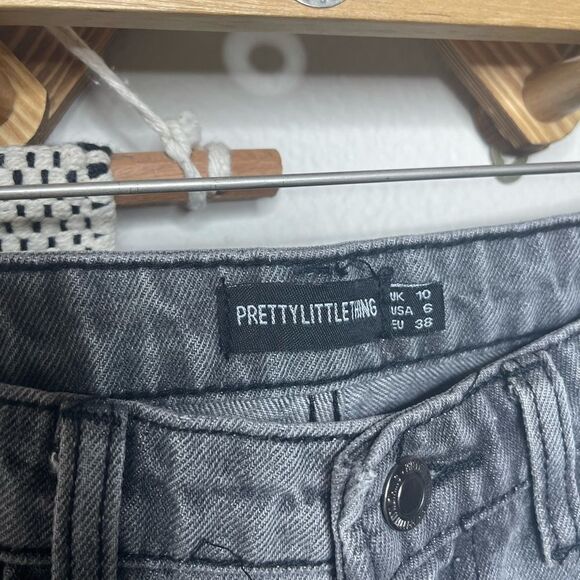 PRETTYLITTLETHING High Rise Jeans Size 6 - Picture 5 of 6